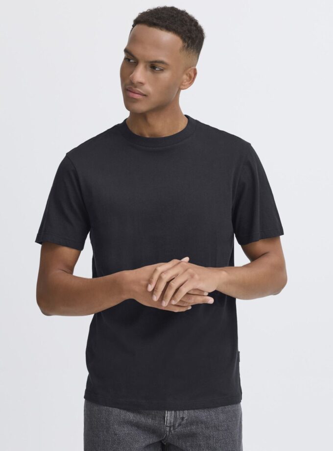 T - SHIRT - 20718460 - BLACK