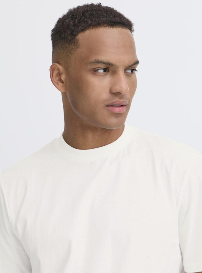 T - SHIRT - 20718884 - WHITE